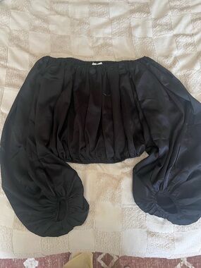 Black Balloon Sleeve Bottoms - Brand Unspecified